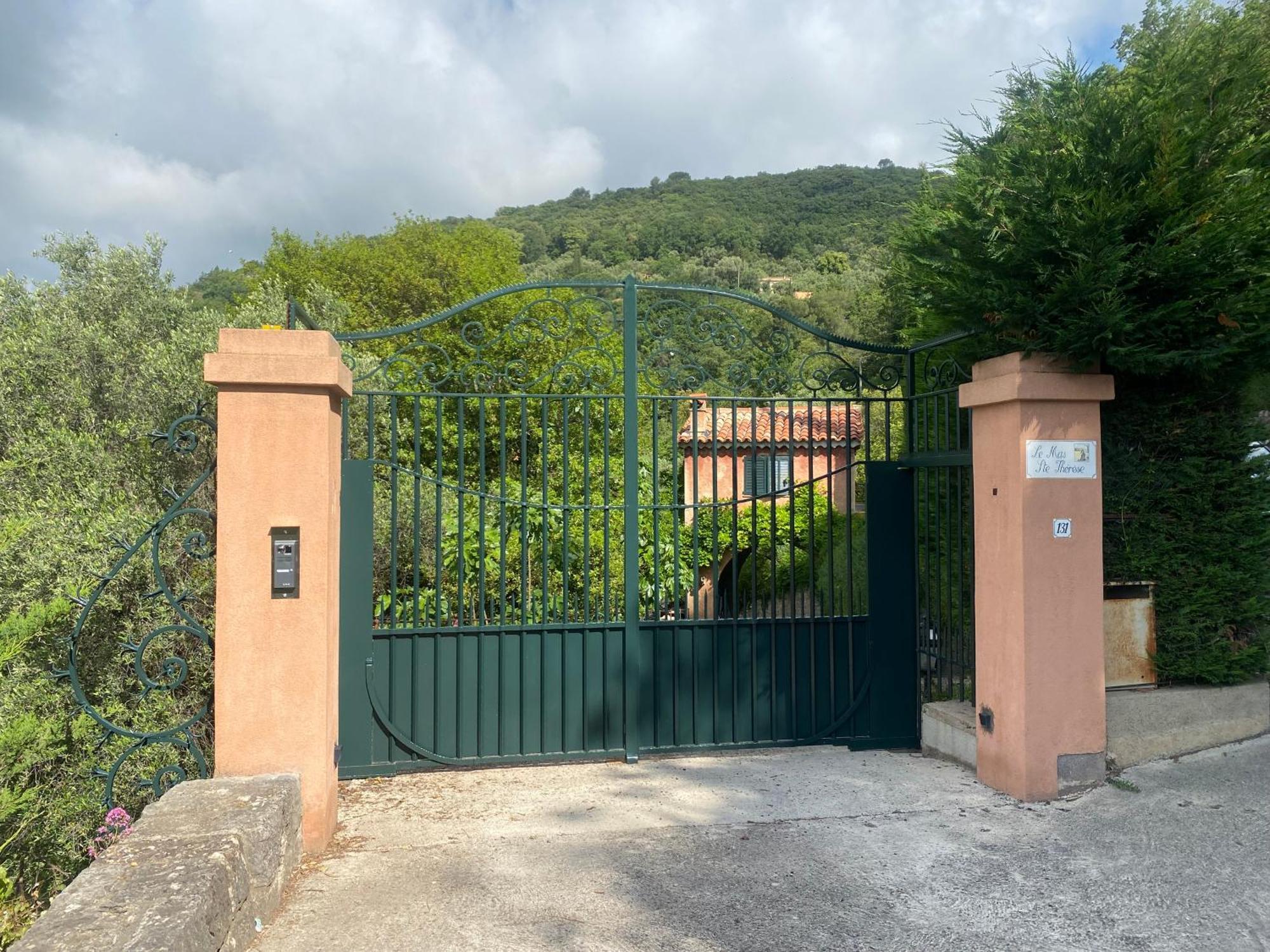 Le Mas Sainte Therese Grasse Exterior foto